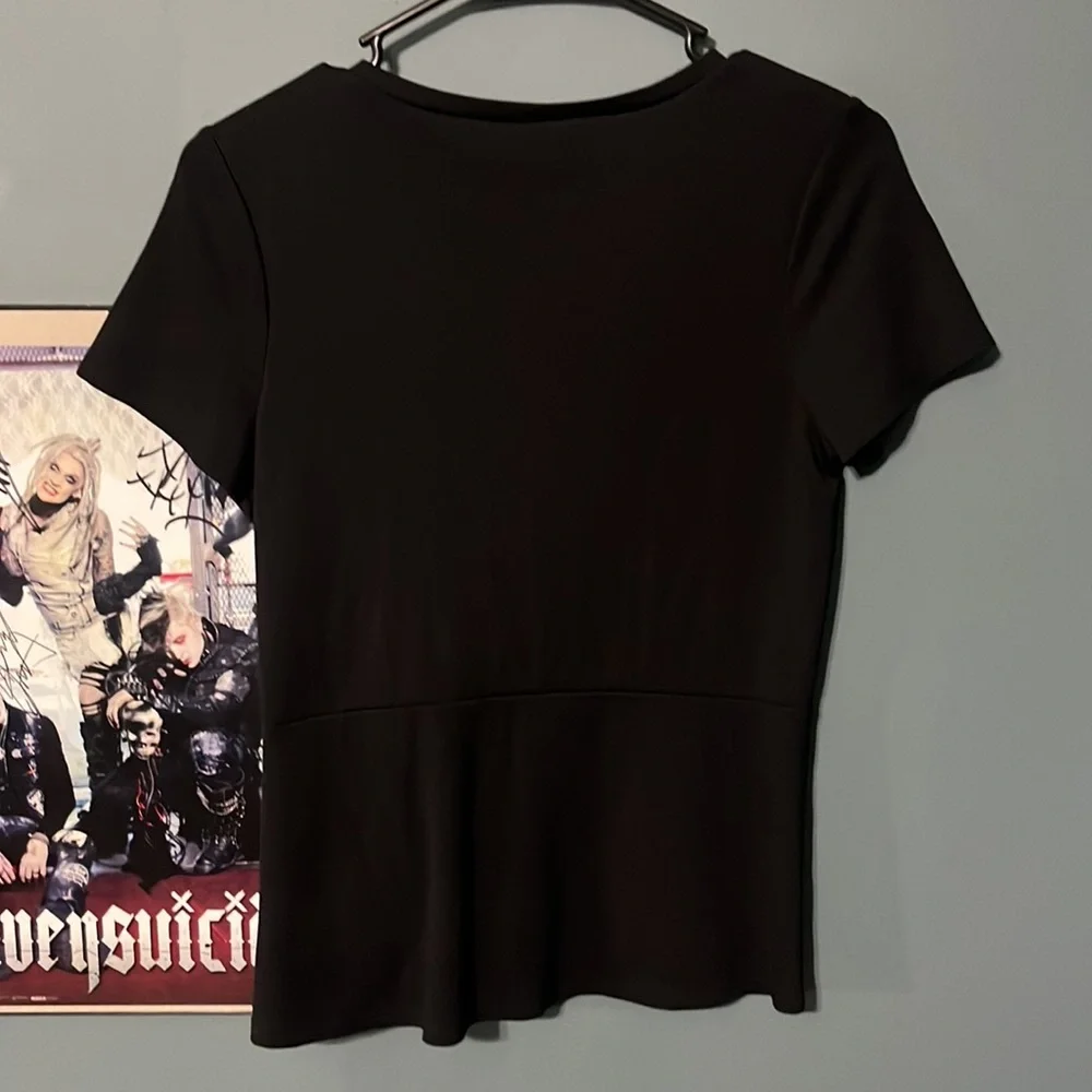 Express Tee - Picture 4 of 5